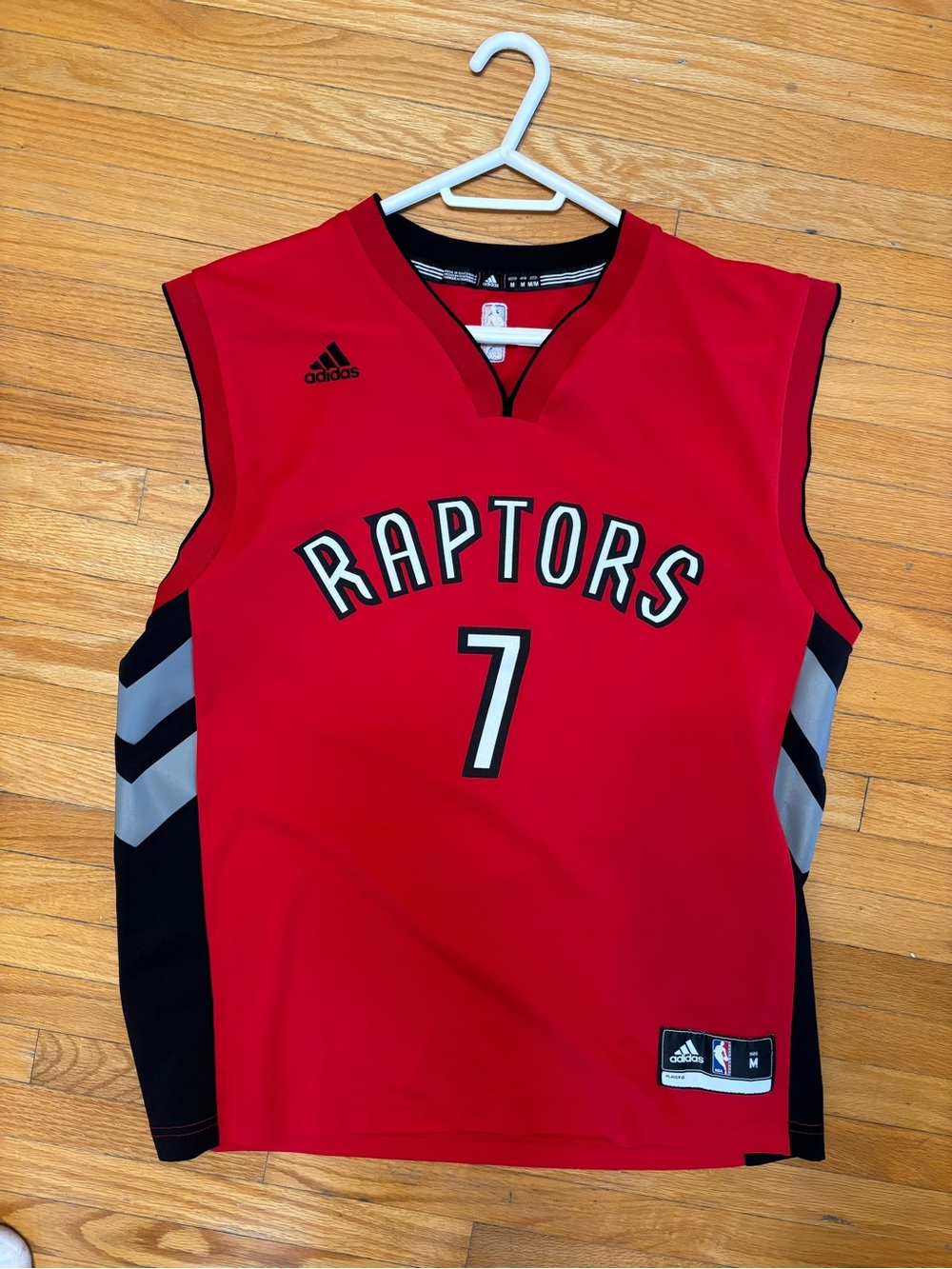 Toronto Raptors Kyle Lowry #7 Adidas Jersey – Medium MEN